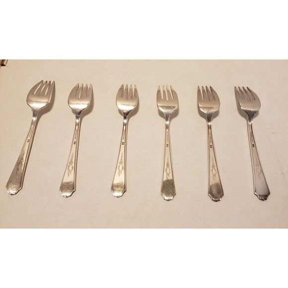 Set 6 Salad/Dessert Forks 1847 Rogers Ancestral 1924 Vintage Silverplate - Picture 2 of 11